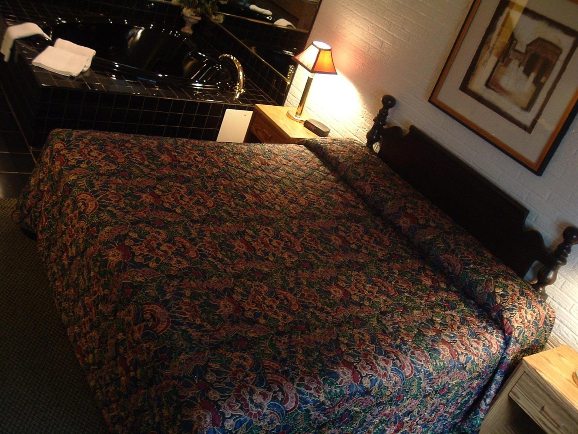 Colonial Inn Mercer-Grove City Номер фото